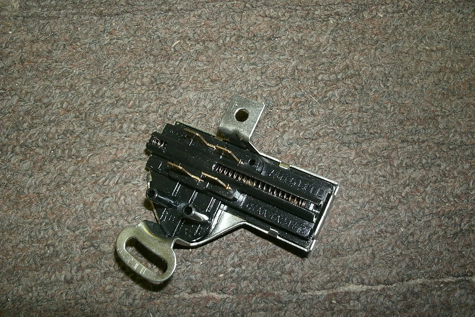 НОВЫЙ ИЗ СТАРЫХ ЗАПАСОВ 1967 FORD GALAXIE LTD XL НЕЙТРАЛЬНЫЙ ПРЕДОХРАНИТЕЛЬНЫЙ ПЕРЕКЛЮЧАТЕЛЬ АВТОМАТИЧЕСКАЯ ТРАНСМИССИЯ - Изображение 3 из 3