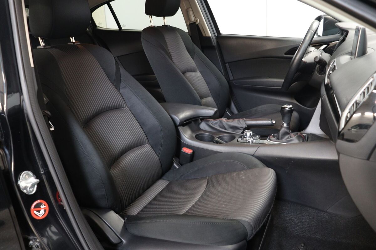 Mazda 3 2,0 Sky-G 165 Vision