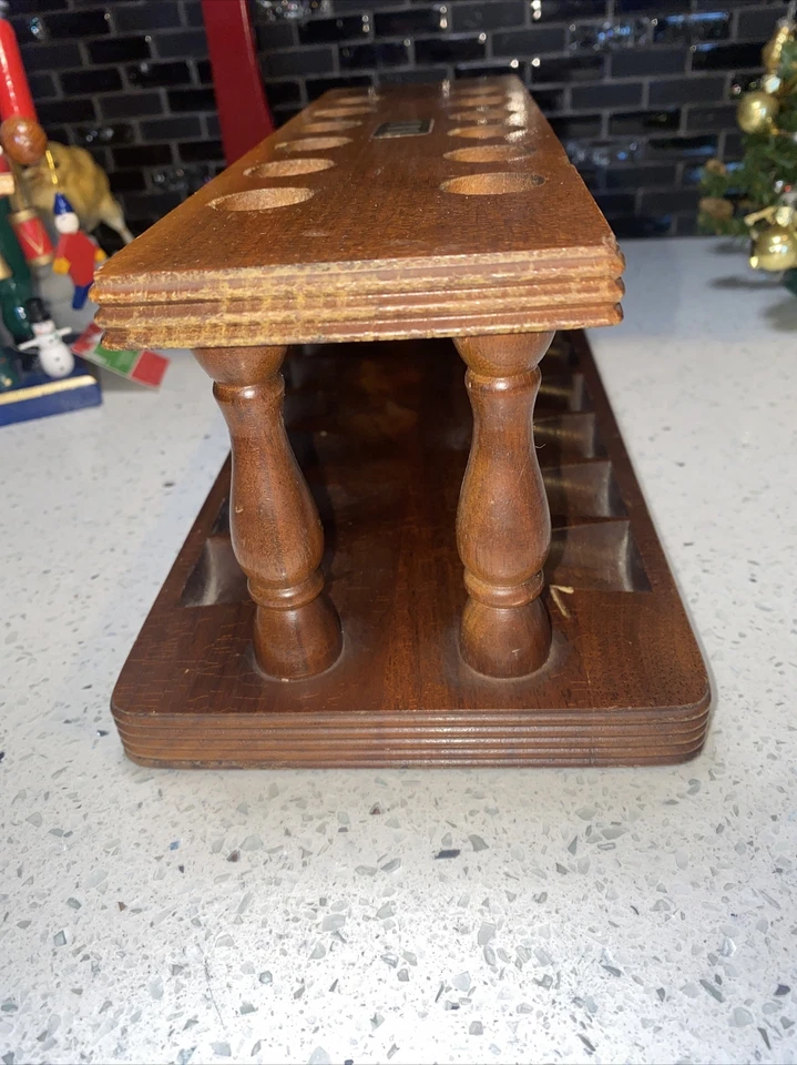 Decatur Industries, Soporte/estante de exhibición de 12 tubos de madera de nogal, base de fieltro, vintage Foto 3 de 4