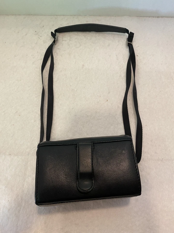 Estuche de transporte para cámara HP negro con correa y clip para cinturón, usado en excelente estado Foto 4 de 4