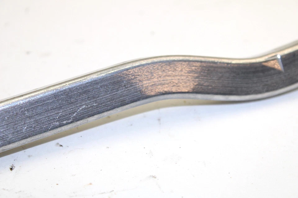 2005 Ski-doo Mxz 550f Oem Left Handle Support 518324376 Q3195 - Image 3 of 4