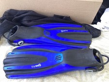 Used Mares Avanti SuperChannel Open Heel Fin - Blue, Regular-US M:9-11 / W:10-12