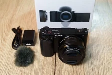 Sony ZV-E10 Mirrorless Camera Zoom Lens Kit 4K Video Excellent Condition