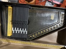 Vintage Oscar Schmidt autoharp model 73