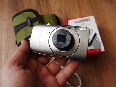 Canon PowerShot IXUS 300 HS SD4000 IS IXY 30s Silver Tested Works