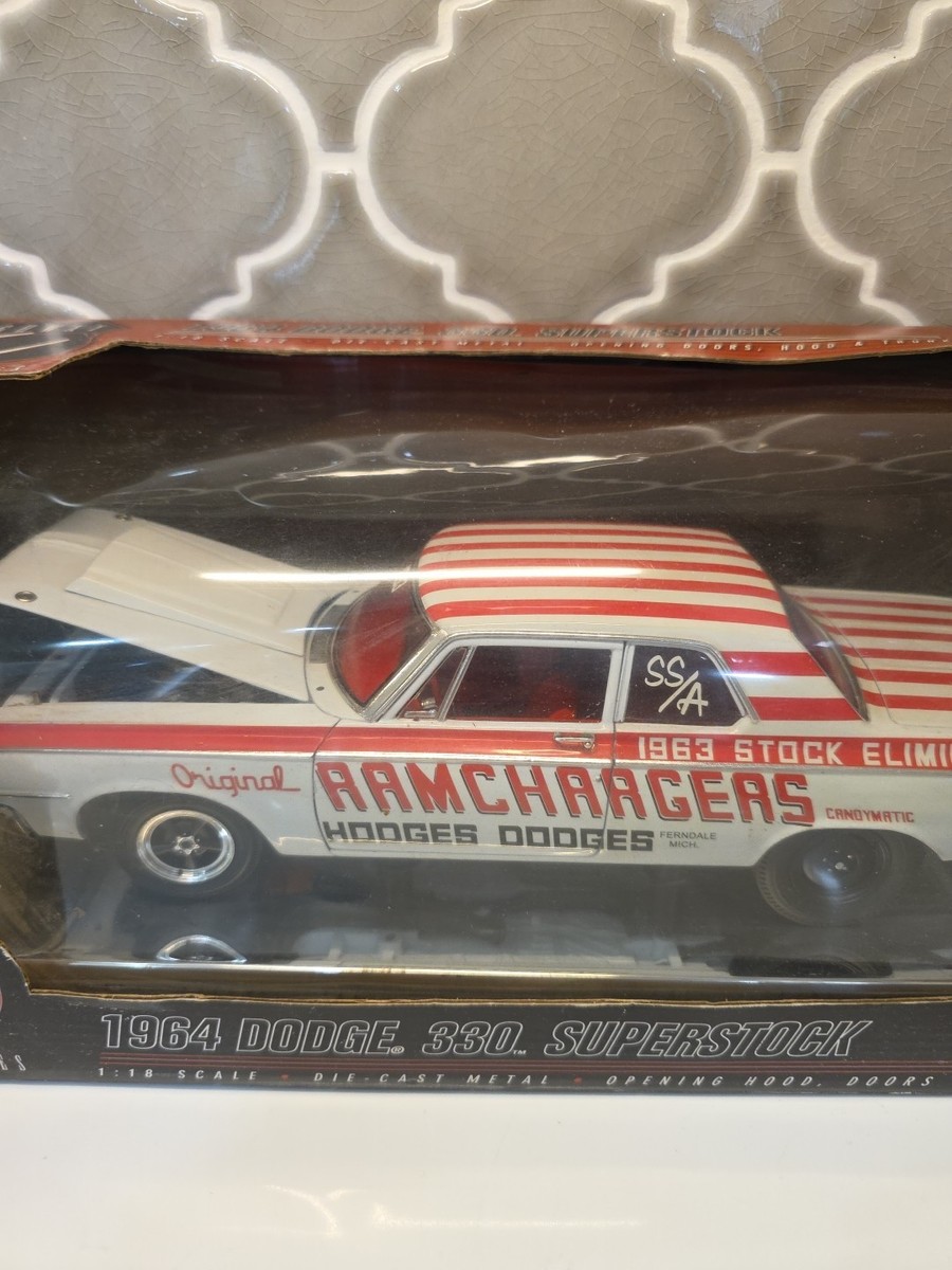 Highway 61 1:18 Ramchargers 1964 Dodge 330 NHRA Super Stock Drag