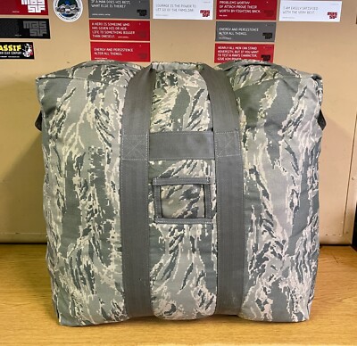 ORIGINAL USAF US AIR FORCE LARGE A-3 FLIEGERKIT TASCHE ABU TIGERSTRIPE NEUWERTIG!!!!!
