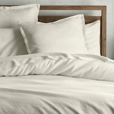 Crate & and Barrel LINO IVORY EURO PILLOW SHAM x 1- LINEN- NWOT- NEW- FABULOUS!