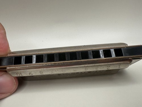 HOHNER BIG RIVER HARP KEY OF C HARMONICA W/CASE - Picture 13 of 16