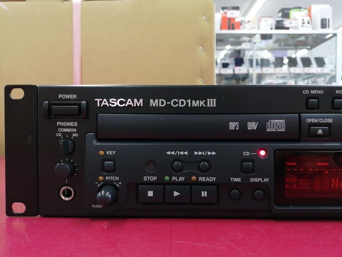Tascam MD-CD1 MKIII Combination Minidisc Recorder/CD Player Tascam MD-CD1 MKIII Combination Minidisc Recorder/CD Player