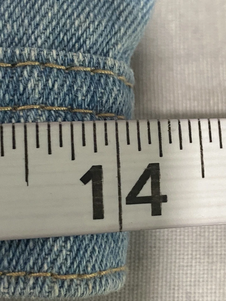 Chaleco vaquero de comida chatarra parches sin mangas Mickey Mouse talla grande para niñas de Disney Foto 4 de 4