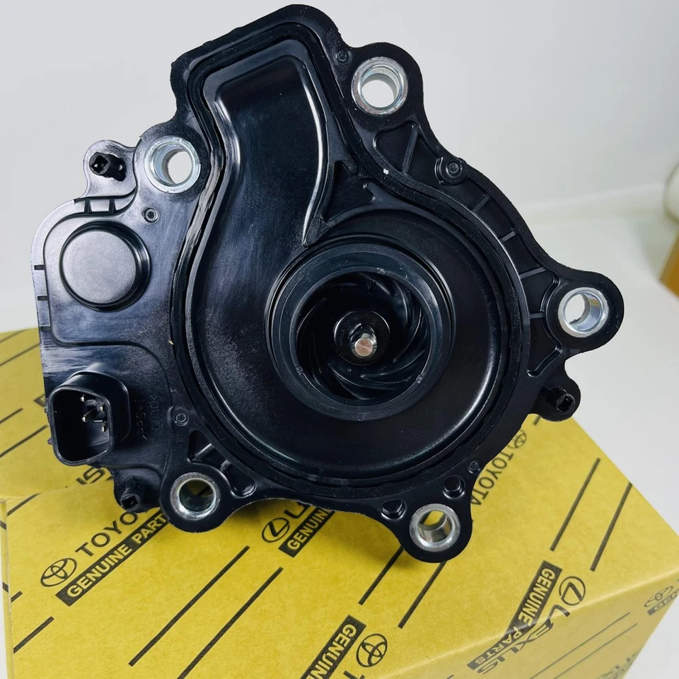TOYOTA GENUINE 1.8L 1.5 Prius V/C LEXUS CT200H Electric Water Pump 161A0-29015 - Image 4 of 4