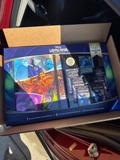 Disney Lorcana TCG First Chapter Costco Collector Set New Sealed The Queen Promo