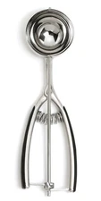 Norpro Grip-EZ Stainless Steel Scoop w/ Santoprene Handle, 8 ¼" - 2 Tbsp
