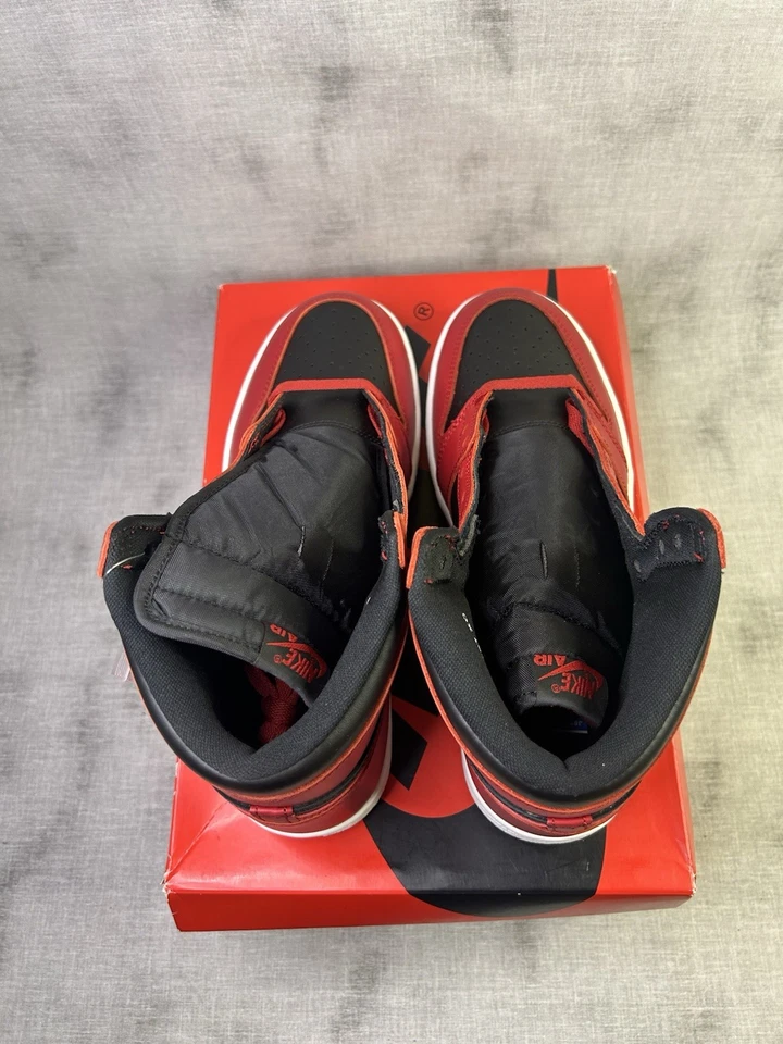 Talla 9.5 - Jordan 1 Retro Alto 85 Rojo Universitario 2020 TOTALMENTE NUEVO Foto 4 de 4