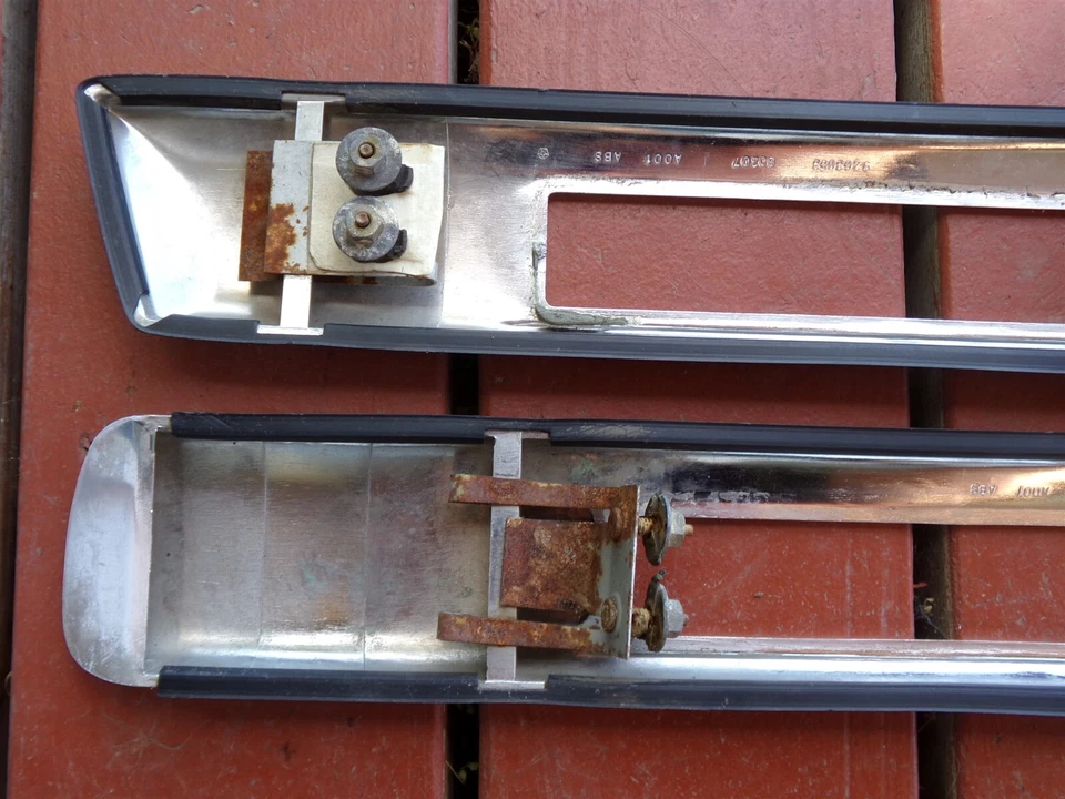 Chrysler Imperial New Yorker 1991 señal de giro guardabarros moldeado 5263051 5263052 fabricante de equipos originales Foto 4 de 4