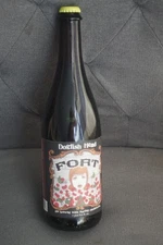 Dogfish Head Brewery RARE 2005 Fort 25.6oz  Beer Bottle