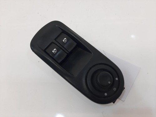 2013 VAUXHALL VIVARO Mk1 Right Front Master Electric Window Switch 8200011867 - Picture 2 of 7