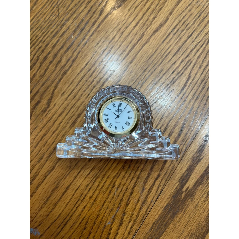 Crystal Legends by Godinger Quartz Desk Clock Faceted Glass Roman Numeral - Image 2 of 4