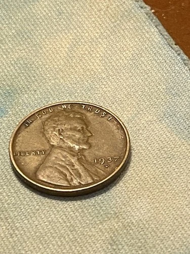 1937 D Lincoln Penny Very low mintage AU