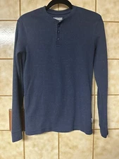Eddie Bauer Eddie's Comfort Long Sleeve Thermal Henley in Navy, Base Layer XL