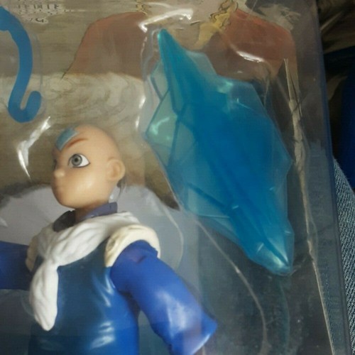Nickelodeon Sealed Legend of Aang Air Series Water Nation Aang Action Figure - Picture 4 of 12