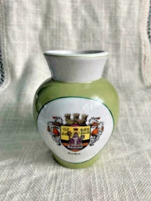 Malerei Geiersthal Porcelain Vase ~ Handpainted  ''Gotha'' ~ Vintage 