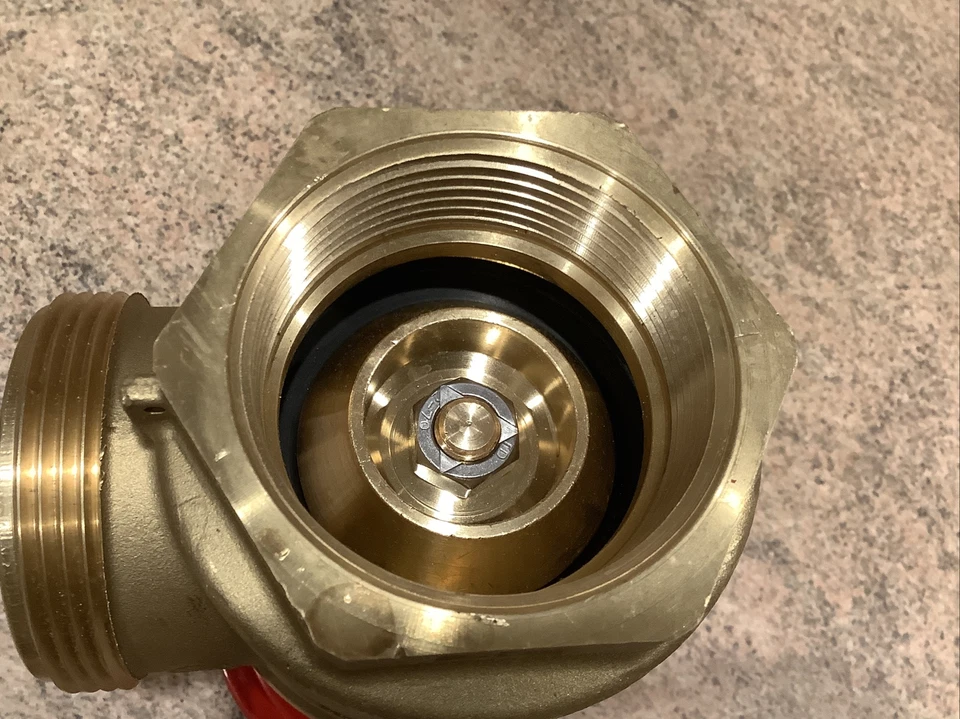 GIACOMINI Fire Hose pressure restricting angle valve 2-1/2” A156 12HO 300PSI - Image 4 of 4