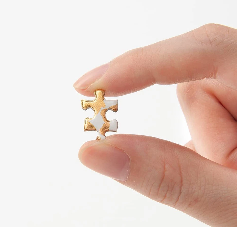 Yanoman 300pc Disney Colorful Gold/Stitch Jigsaw Puzzle 16.5x21.5cm ‎42-98 NEW - Image 4 of 4