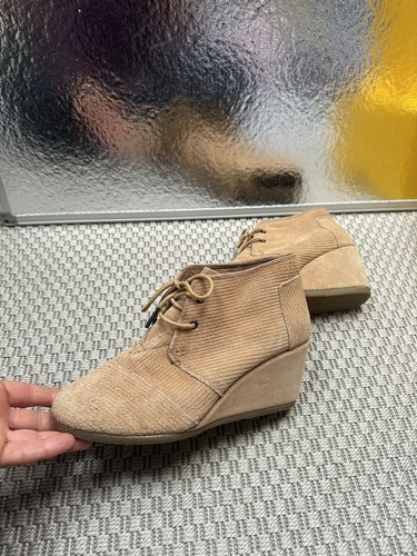 Toms Tan Suede Kala Corduroy Wedge Booties Desert Ankle Boots Lace Up - Imagen 7 de 9