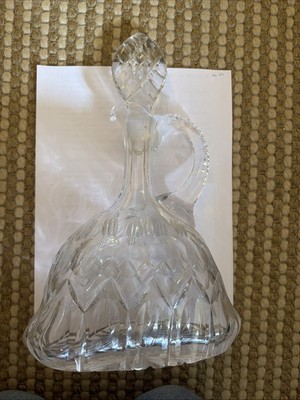 Geschliffenes Glas Kristall Karaffe ausgefallenes Design 32 cm hoch Vintage