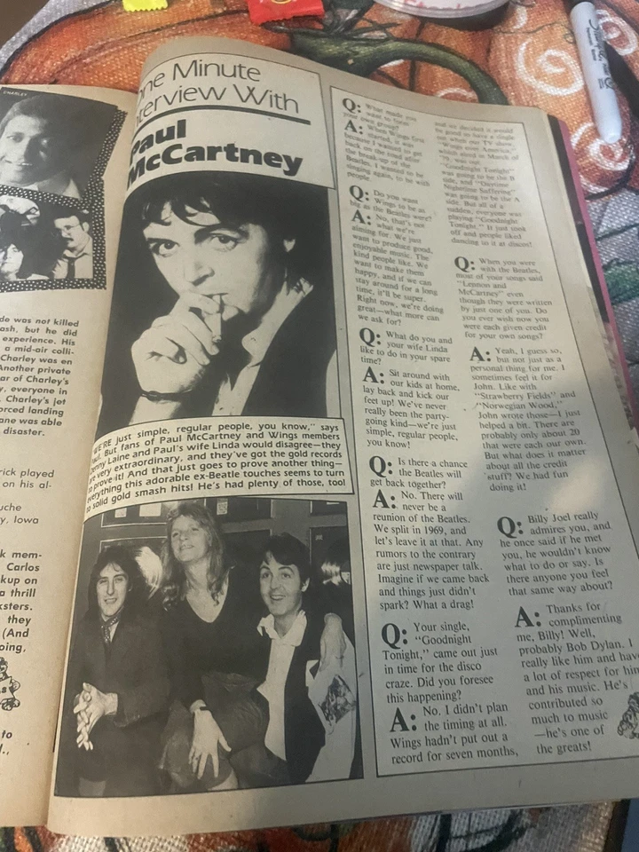 Tiger Beat Magazine Mar 1976 Robby Benson Brett Hudson John Travolta Elton John Foto 3 de 4