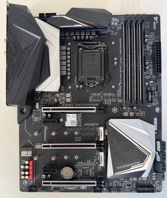 GIGABYTE Z390 DESIGNARE ATX Mainboard DDR4 Sockel LGA 1151v2 THUNDERBOLT