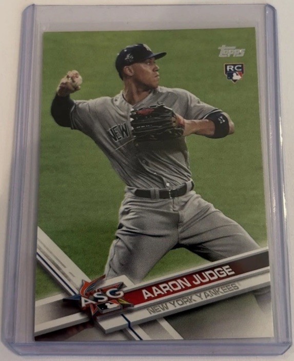 2017 Topps Update Series - Aaron Judge #US166 Throwing (RC)