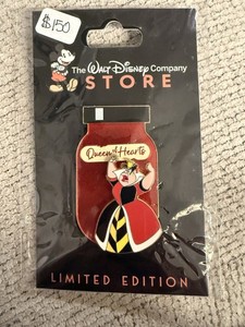 Disney Queen of Hearts Limited Edition Paint Jar Pin D23