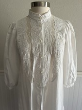 Vtg 70s Vanity Fair Victorian Long Nightgown Lace Embroidered Button Front M