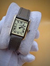 Most De Cartier Tank- Quartz- Roman Dial- Excellent
