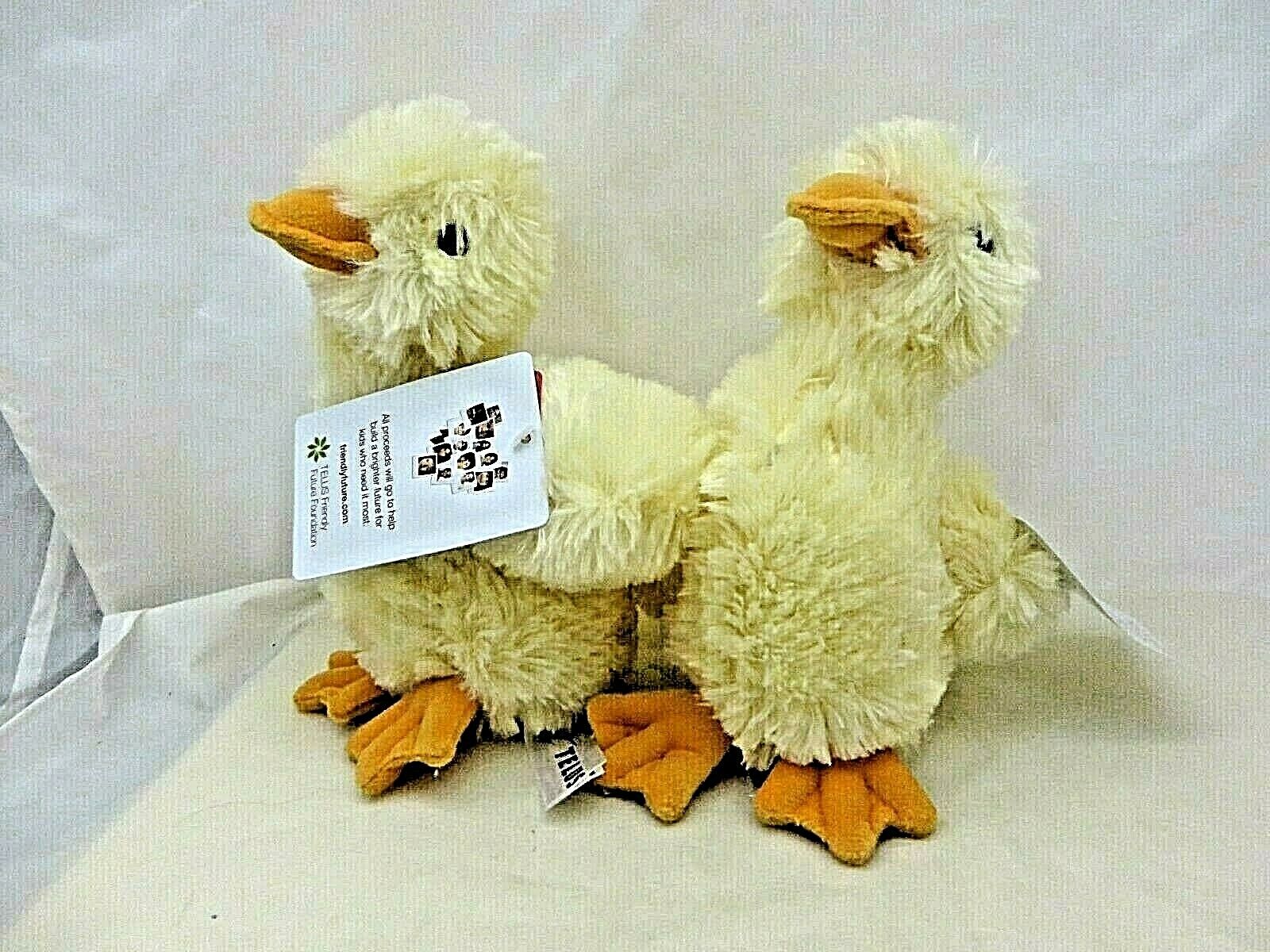 Telus Duckling Plush lot 本物品質の お年玉セール特価 2 Retired inches 7 tall approx
