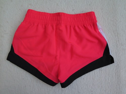 Under Armour Girls' Sprint Pink Shorts - XLARGE - NWT - MSRP$25.00 - Picture 9 of 10