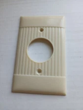 Sierra Line D-7 Ribbed Ivory Circle Round Outlet Plate Cover