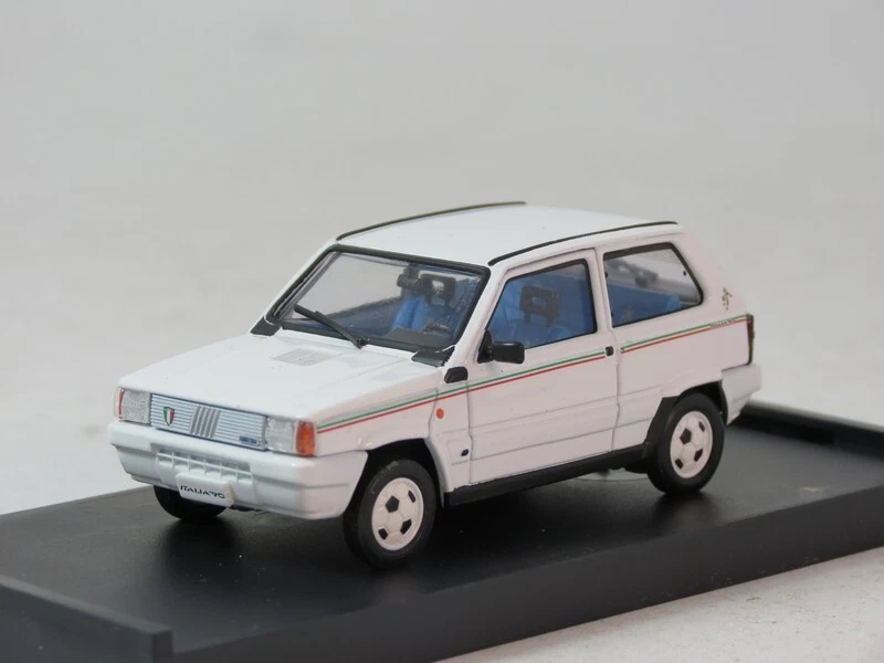 Brumm Fiat Panda 750 Supernova ITALIA 90 World Cup 1/43 R672 2025 - Immagine 2 di 4