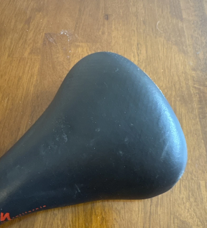 Sillín de bicicleta especializado vintage - negro - diseñado en California - carretera / MTB Foto 4 de 4