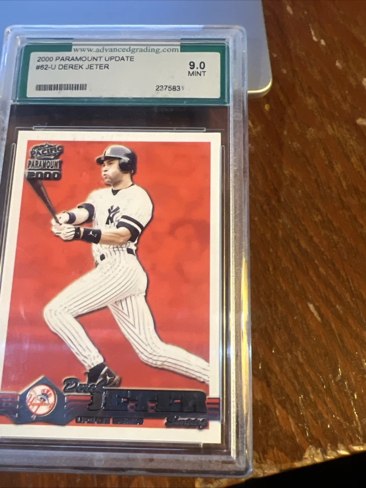 Derek Jeter 2000 Pacific Paramount Update Card #62U Advanced Grading 9.0 MINT - Image 2 of 4