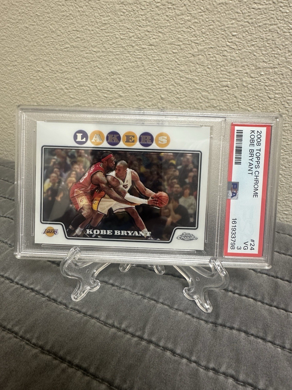 2008-09 Topps Chrome - LeBron James, Kobe Bryant #24 Guarded by LeBron James