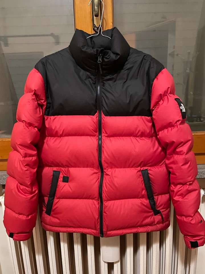 The North Face Nuptse, foto 1 di 5