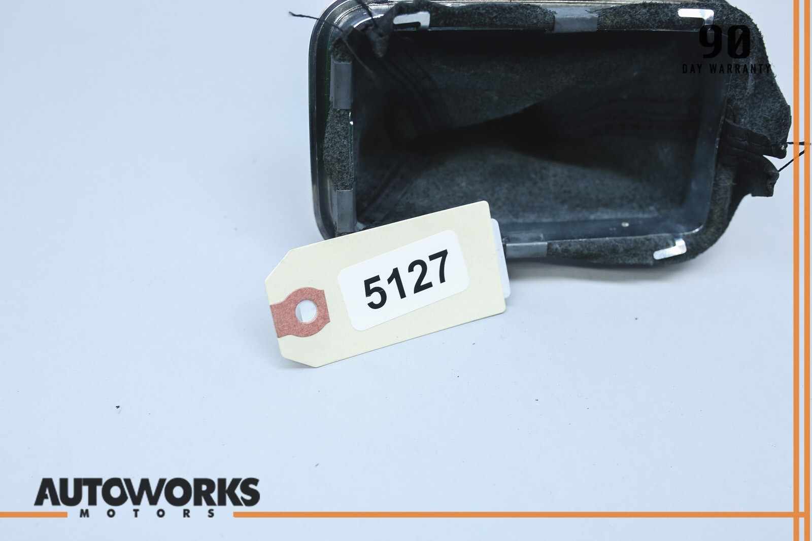 08-12 Maserati Quattroporte M139 Automatic Transmisssion Shifter Boot Trim OEM