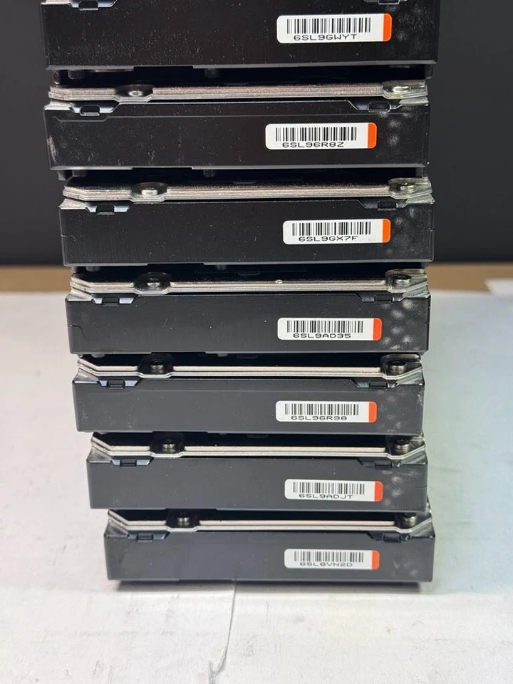 HP 586592-003 ST3600057SS 600GB 15K RPM 16MB Cache 6Gb/s 3.5" SAS HDD - Image 4 of 4