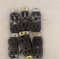 Arrow Hart  Leviton  Generic Brand Duplex Receptacles 15A 125V LOT OF 6  
