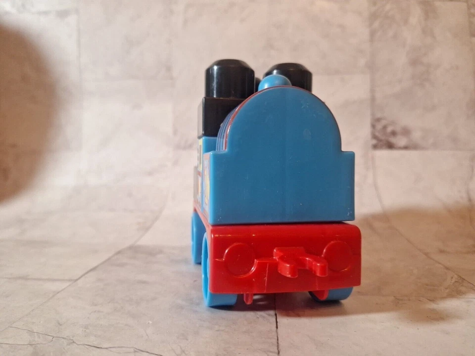Mega Blok Birthday Balloons Thomas The Train 5 Piece Building Set - Image 4 of 4