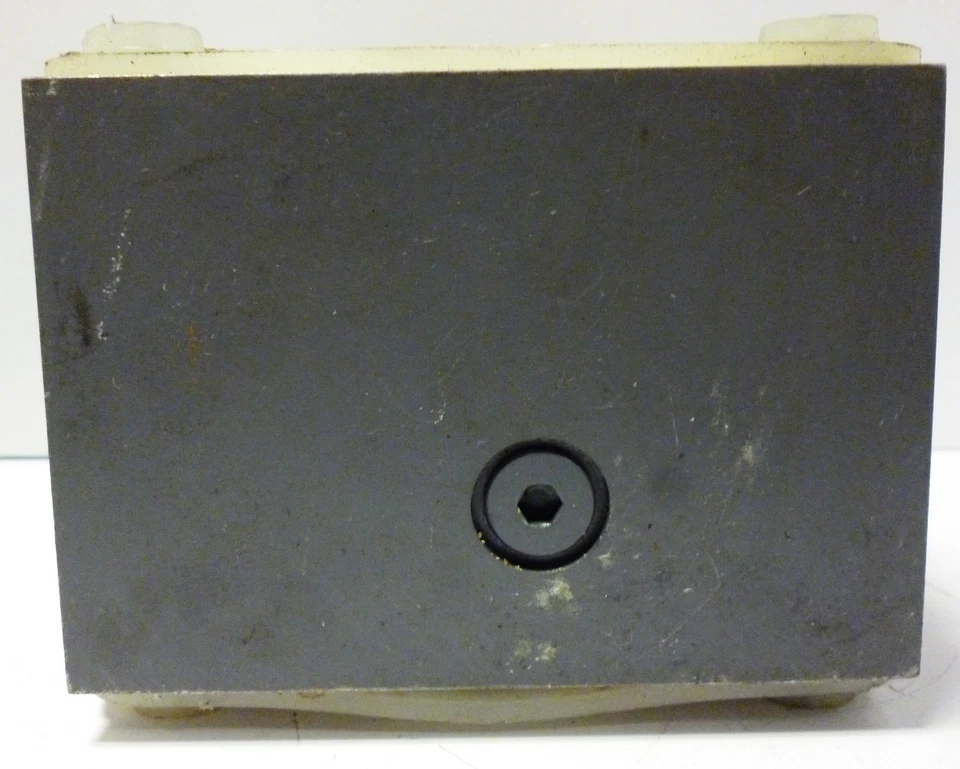 Válvula de retención hidráulica Tokimec TGMDC-8-Y-PK-10-S1 / 48257866 Foto 3 de 4